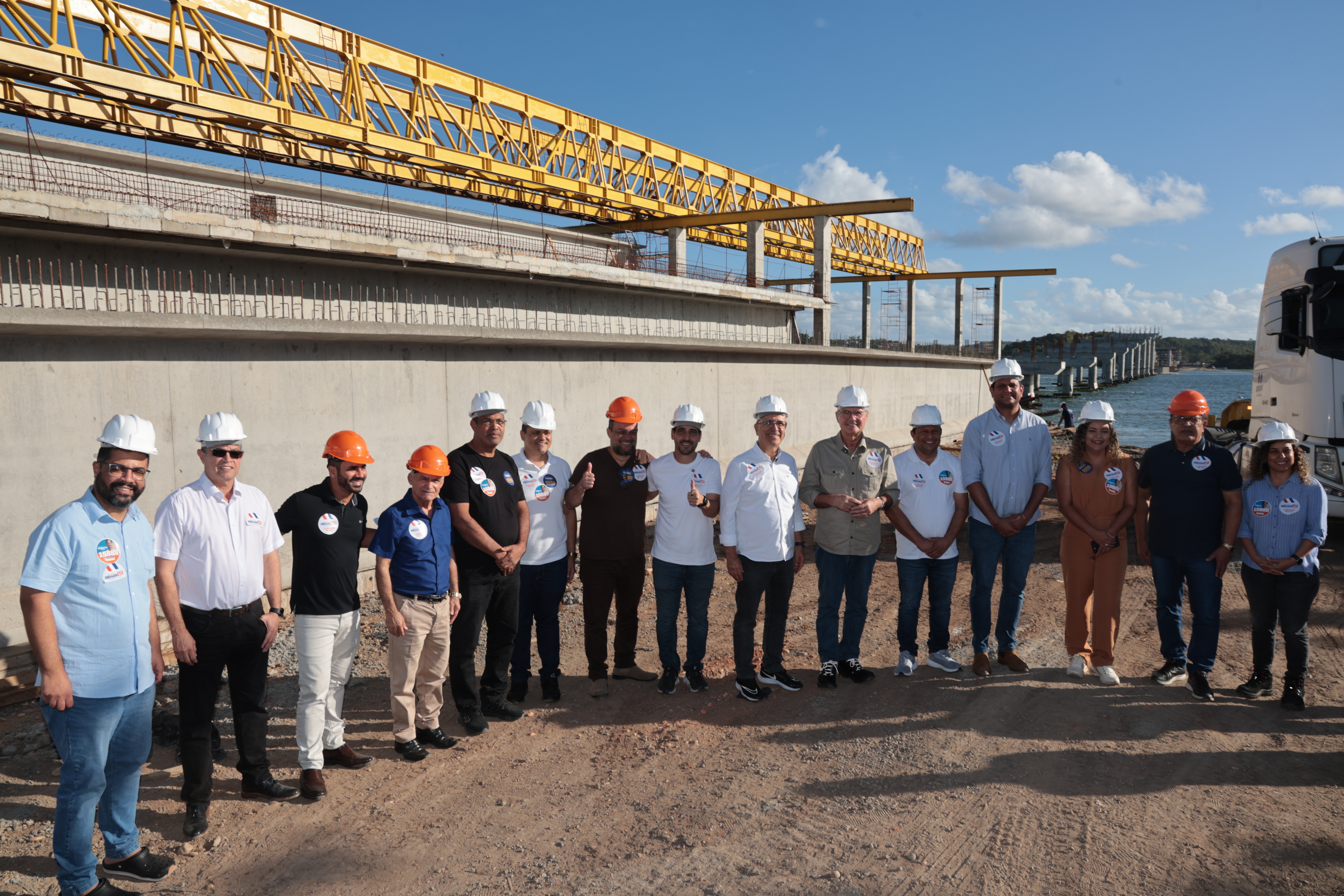 Visita do senador Renan Calheiros a ponte Hélio Lopes - foto 6